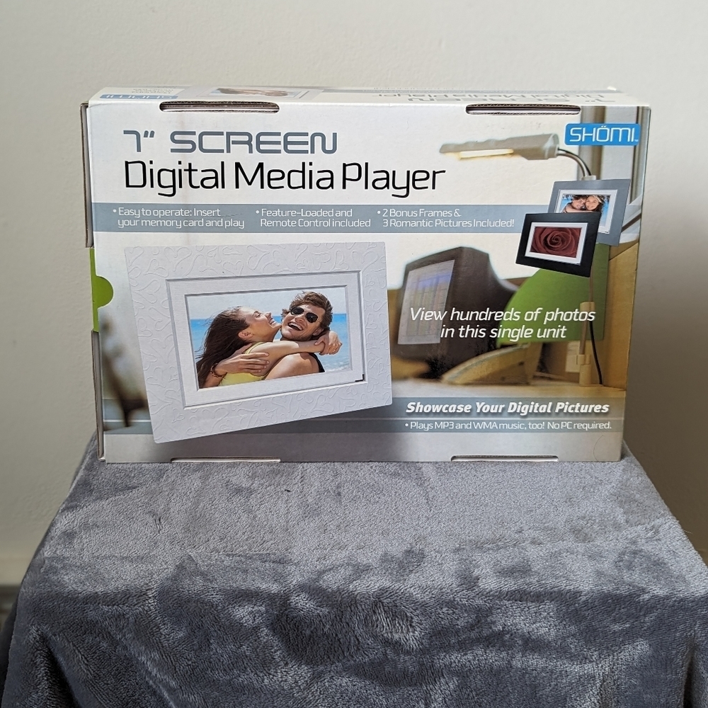 Shomi 7in Digital Picture Frame